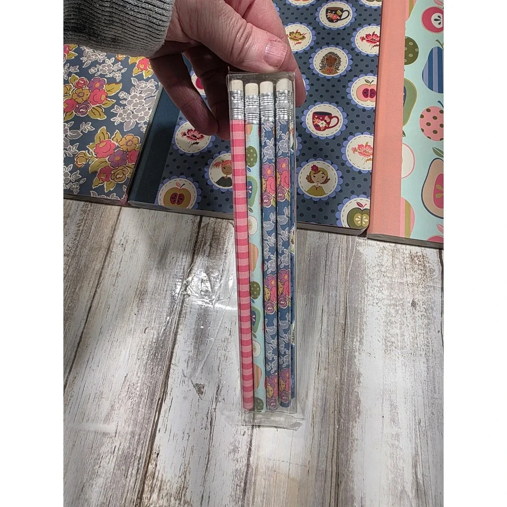 Matilda Jane‎ 3-Pack Composition Notebooks and 12-Pack Pencil Set Floral Fruit